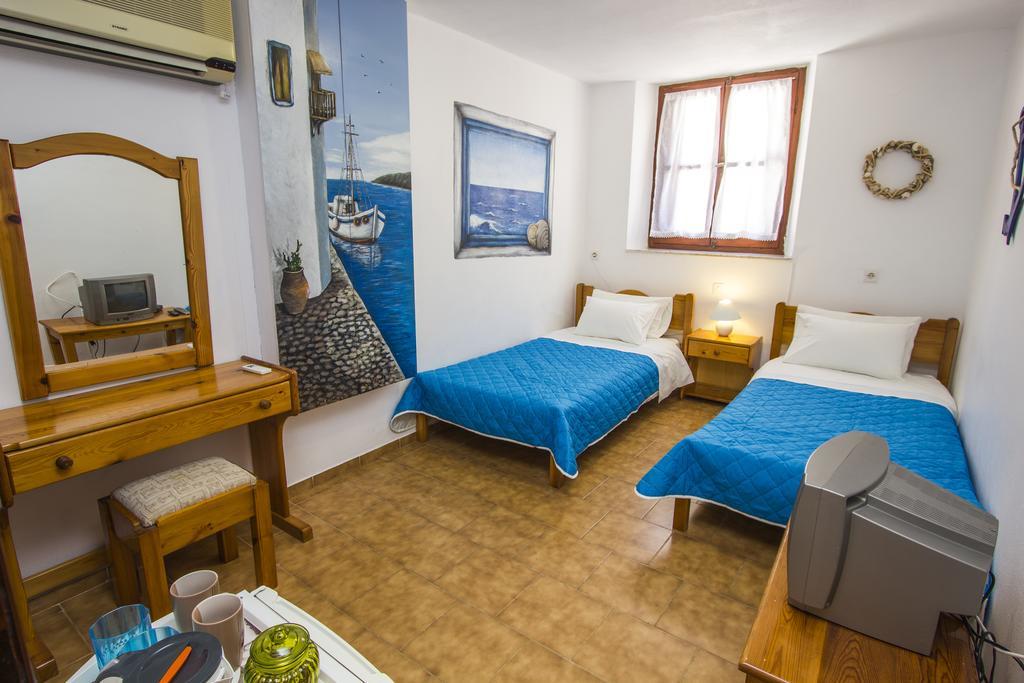 Symi Center Hotel エクステリア 写真
