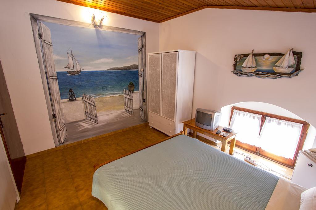 Symi Center Hotel 部屋 写真