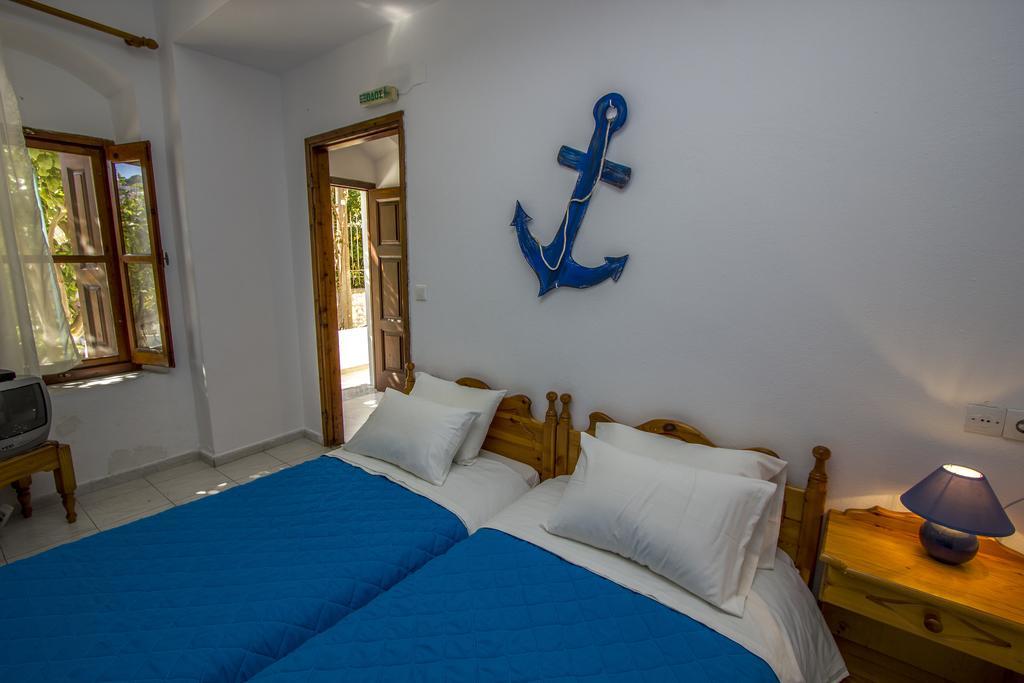 Symi Center Hotel 部屋 写真